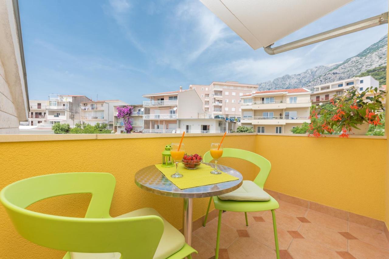 Apartments Villa Vujcic Makarska Exterior foto